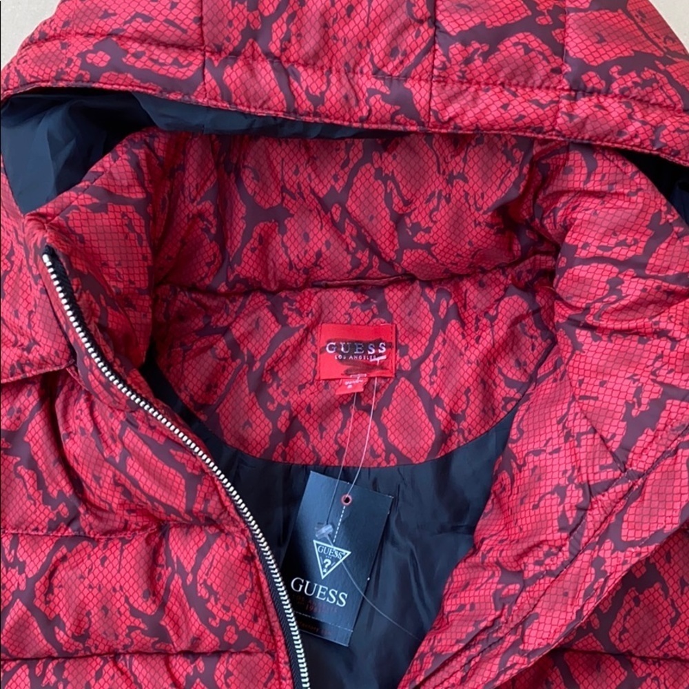 NEW GUESS Baddie Snake-Print Puffer Jacket - Picture 8 of 8